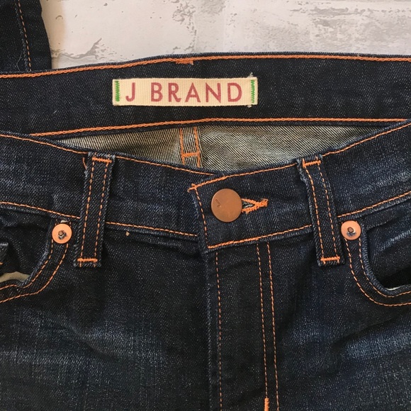 ✨ J BRAND ✨ Dark Wash Jeans - Picture 5 of 13